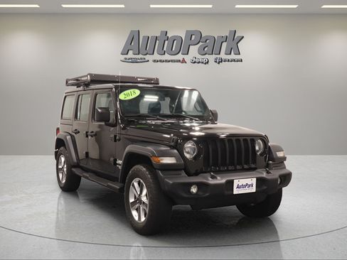 Certified 2018 Jeep Wrangler Unlimited Sport AWD/4WD image 2