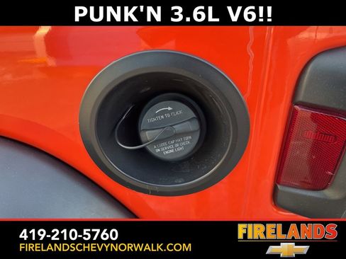 Used 2023 Jeep Wrangler Sport image 29