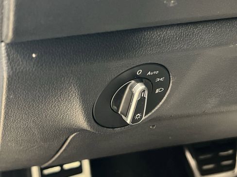 Used 2024 Volkswagen Jetta Sport image 28