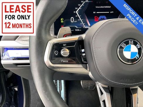Used 2023 BMW 760i xDrive w/ Executive Package image 27