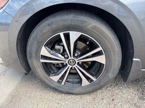 Used 2023 Nissan Sentra SV FWD image 10