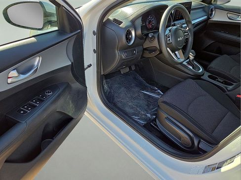 Used 2024 Kia Forte LXS image 22