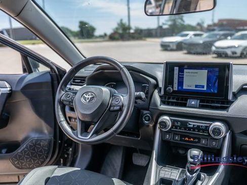 Used 2023 Toyota RAV4 XLE w/ XLE Grade Weather Package AWD/4WD image 15