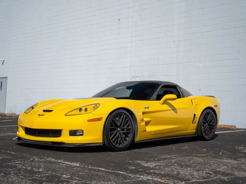 Used 2013 Chevrolet Corvette ZR1 w/ 3ZR Preferred Equipment Group image 4