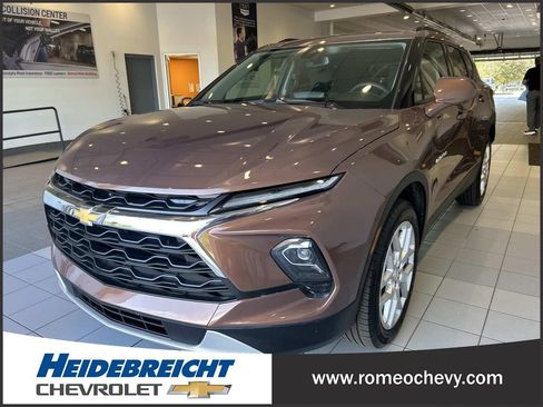 Used 2024 Chevrolet Blazer LT w/ Convenience Package AWD/4WD image 6