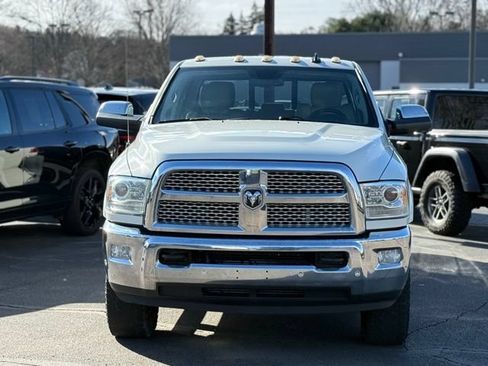 Used 2018 RAM 3500 Laramie w/ Convenience Group AWD/4WD image 26