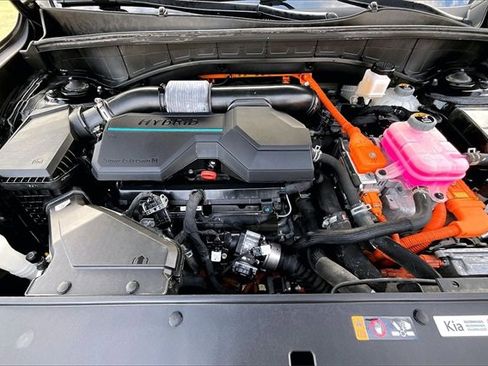 Used 2023 Kia Sorento SX Prestige w/ Panoramic Sunroof Package image 7