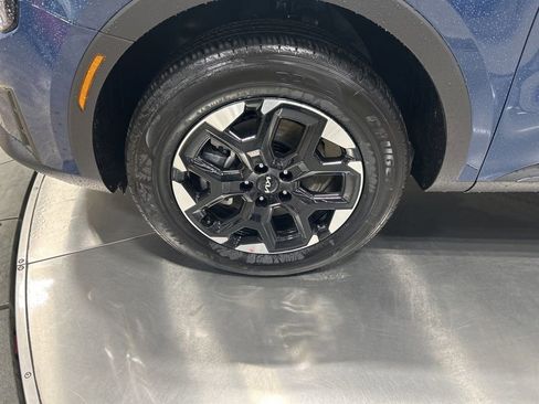 New 2025 Kia Sorento S image 28