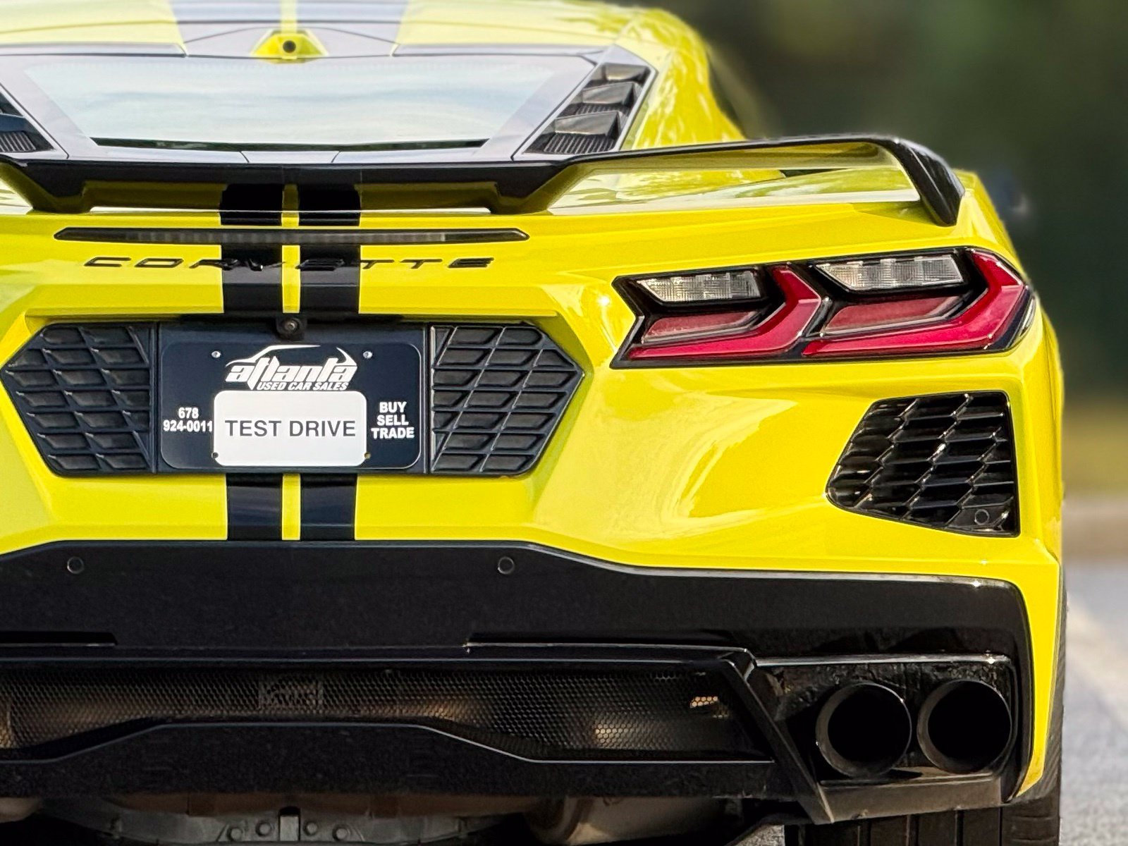 Used 2021 Chevrolet Corvette Stingray Preferred Cpe w/ Battery Protection Package RWD image 17