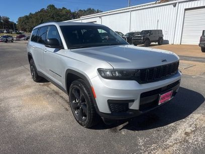 Used 2023 Jeep Grand Cherokee L Laredo