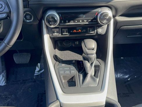Used 2023 Toyota RAV4 XLE w/ Convenience Package AWD/4WD image 21