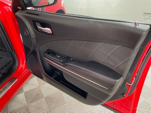 Used 2023 Dodge Charger SXT RWD image 25