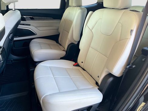 Used 2023 Kia Telluride SX FWD image 26