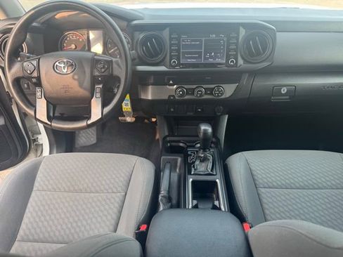 Used 2022 Toyota Tacoma SR image 12