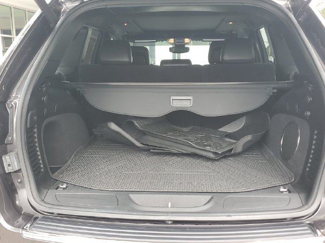Used 2020 Jeep Grand Cherokee Limited RWD image 26