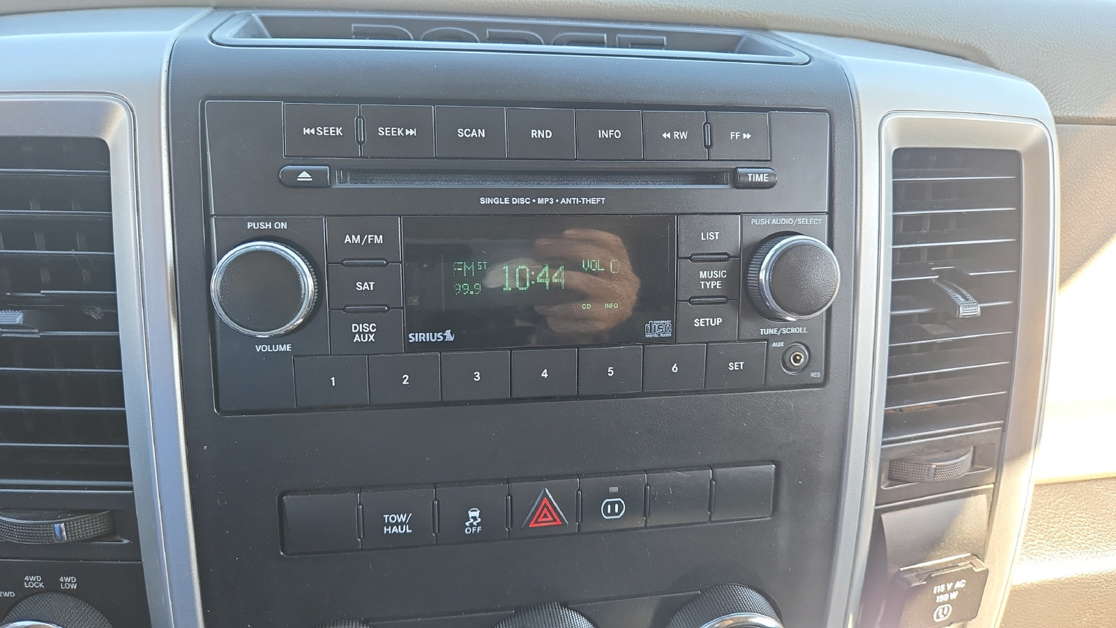 Used 2012 RAM 1500 Classic SLT AWD/4WD image 14