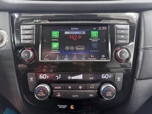 Used 2020 Nissan Rogue SL FWD image 28
