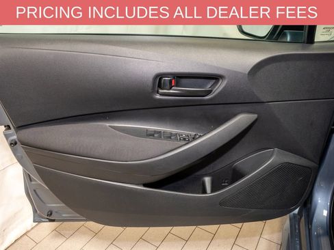 Used 2024 Toyota Corolla LE FWD image 11