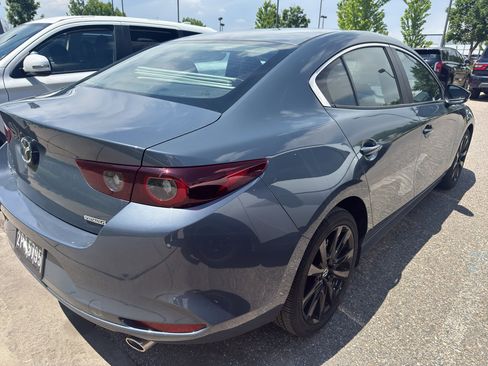 Used 2023 MAZDA MAZDA3 s AWD/4WD image 4