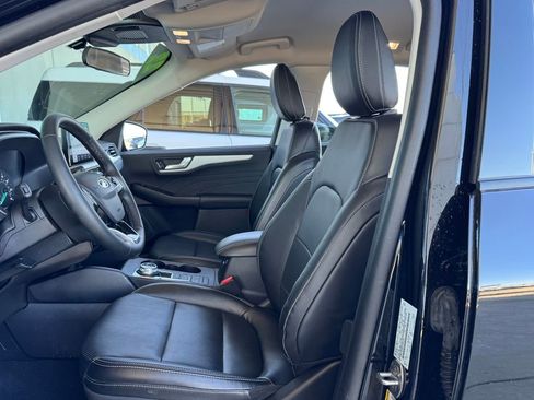 Used 2022 Ford Escape SEL image 15