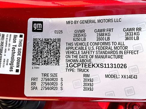 Used 2025 Chevrolet Colorado Trail Boss w/ Midnight Edition AWD/4WD image 36