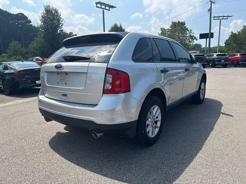 Used 2014 Ford Edge SE w/ Equipment Group 101A FWD image 5