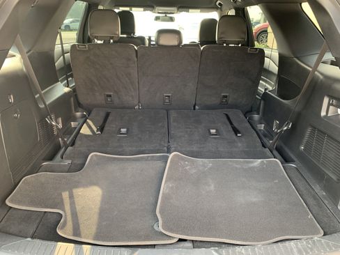 Used 2022 Ford Explorer ST AWD/4WD image 11