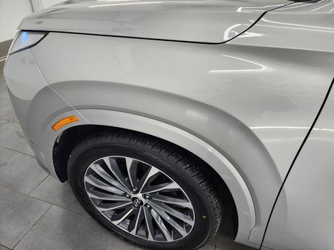 Used 2024 Hyundai Palisade Calligraphy image 38