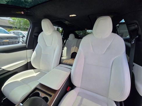 Used 2022 Tesla Model X AWD/4WD image 25