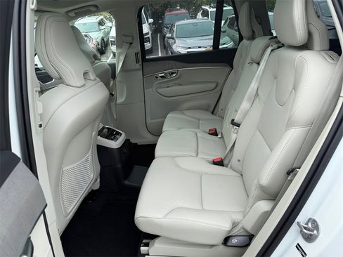 Used 2025 Volvo XC90 T8 Plus w/ Protection Package Premier image 18