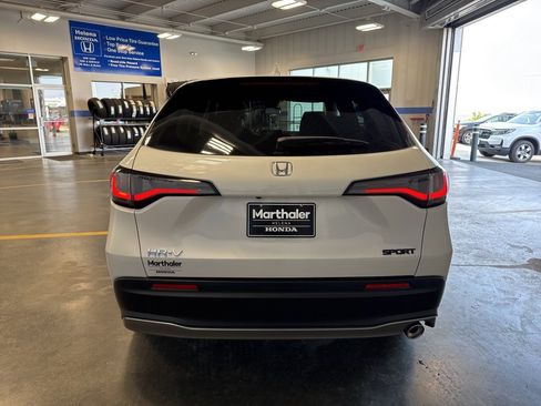 New 2025 Honda HR-V Sport image 6