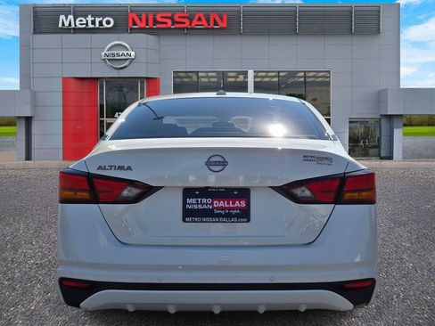 Used 2025 Nissan Altima 2.5 S image 5