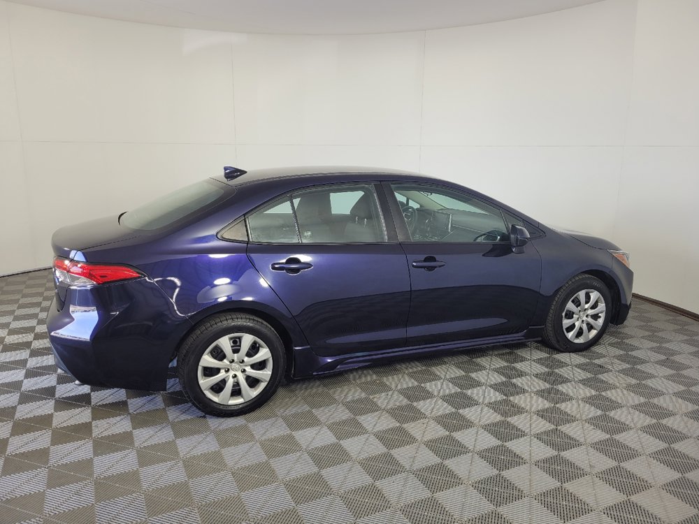 Used 2021 Toyota Corolla LE FWD image 10