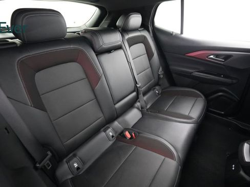 Used 2024 Chevrolet Equinox EV RS FWD image 5