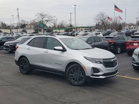 Certified 2022 Chevrolet Equinox RS AWD/4WD image 32