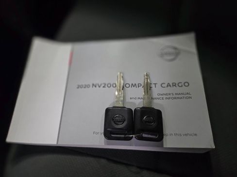 Used 2020 Nissan NV200 S image 30