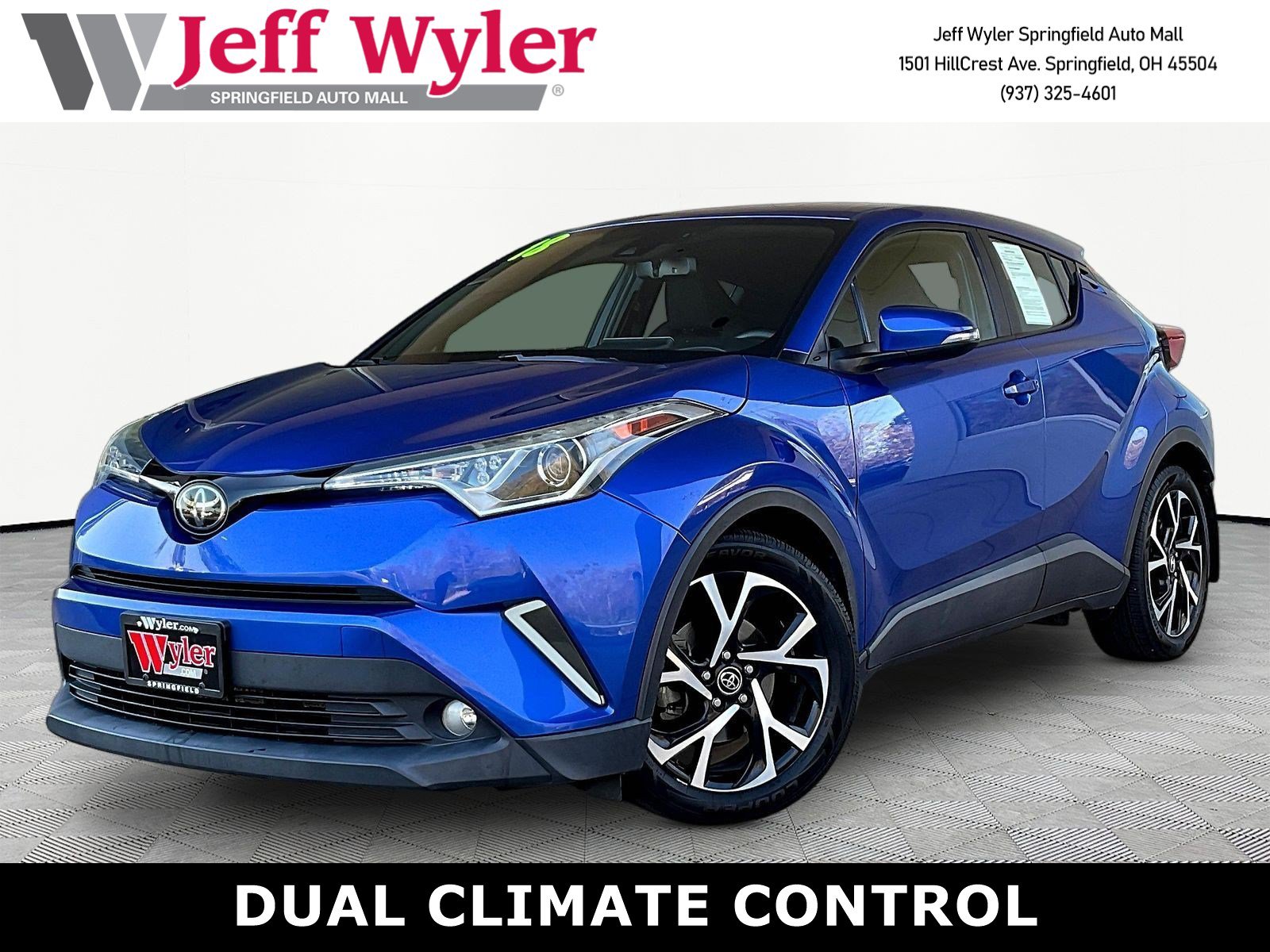 Used 2018 Toyota C-HR XLE FWD image 1
