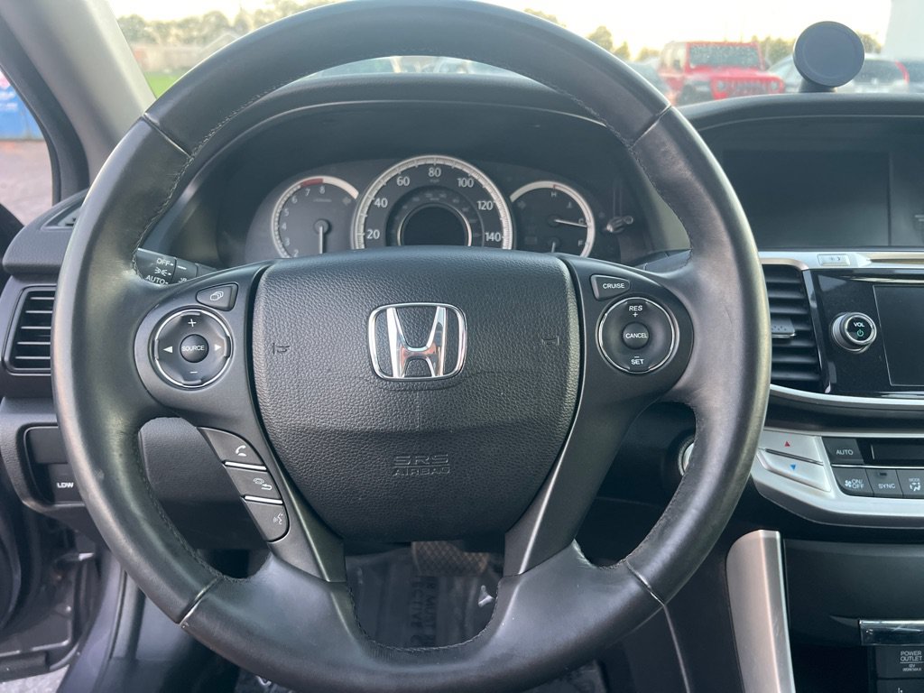 Used 2015 Honda Accord EX-L image 27