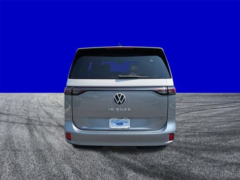 Used 2025 Volkswagen ID. Buzz 1st Edition AWD/4WD image 5