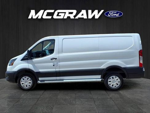 Certified 2025 Ford Transit 250 Low Roof w/ Exterior Upgrade Package RWD image 3