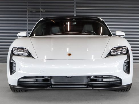 Certified 2022 Porsche Taycan GTS AWD/4WD image 8