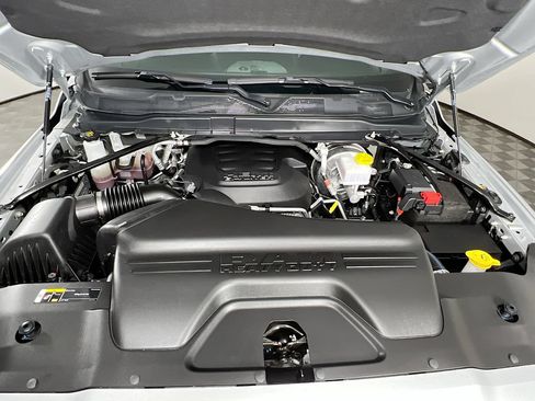 Used 2026 RAM 2500 Big Horn AWD/4WD image 29