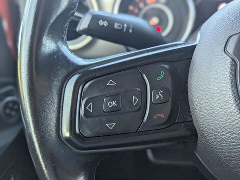 Used 2019 Jeep Wrangler Unlimited Sport S AWD/4WD image 24