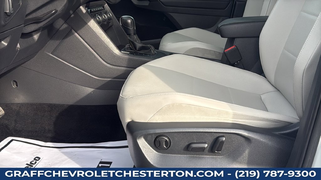 Used 2021 Volkswagen Tiguan SE R-Line FWD image 25