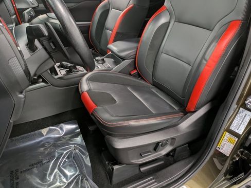 Used 2024 Ford Ranger Raptor image 9