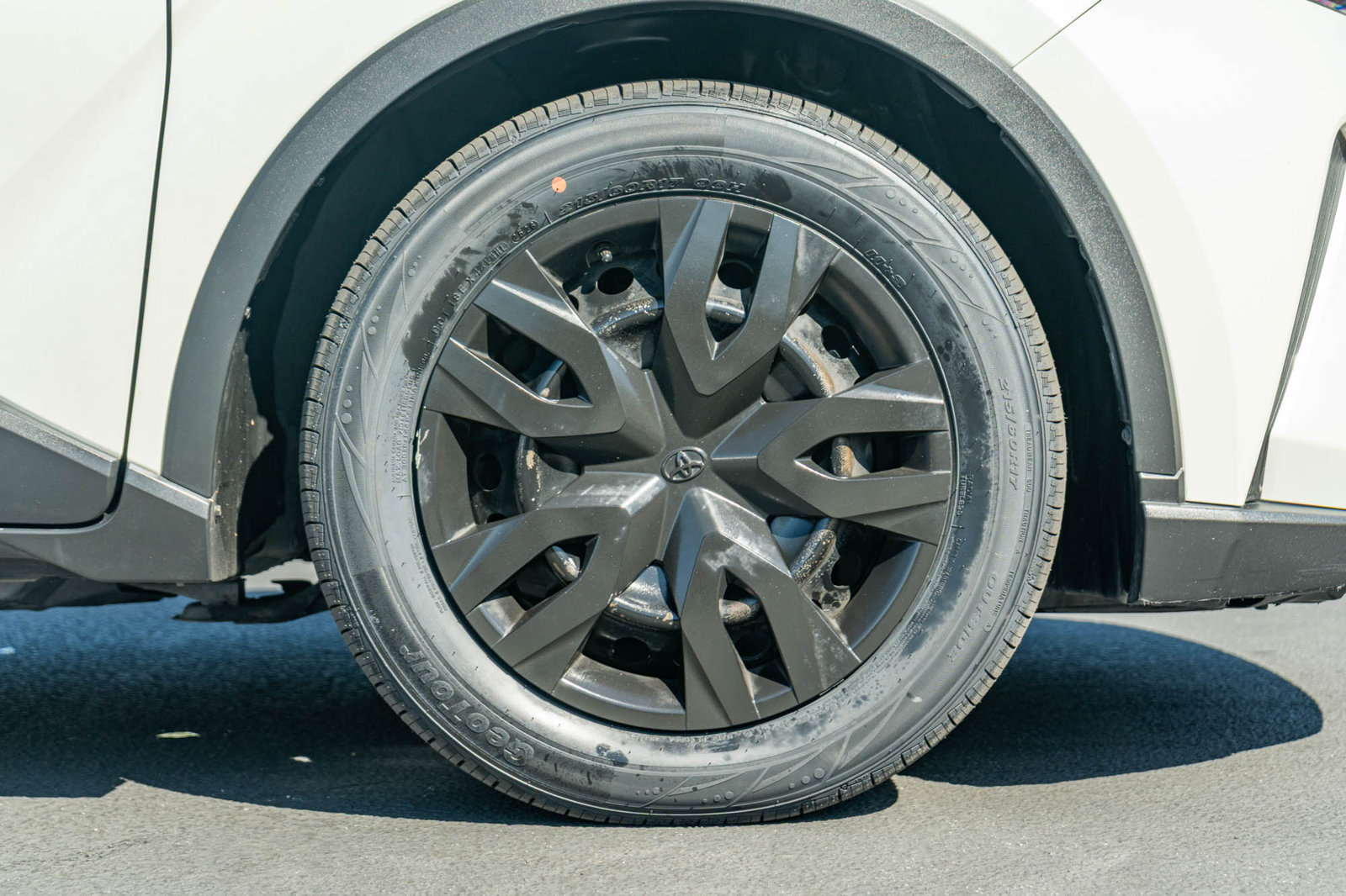 Certified 2021 Toyota C-HR LE FWD image 12