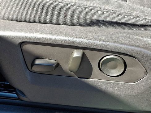 Certified 2023 Chevrolet Silverado 1500 LT image 28