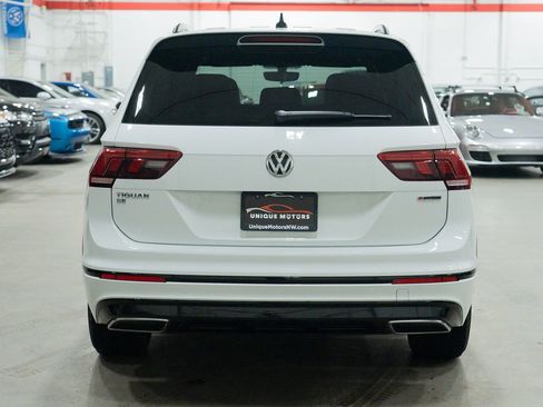 Used 2020 Volkswagen Tiguan SE R-Line w/ 3rd Row Seat Package image 5
