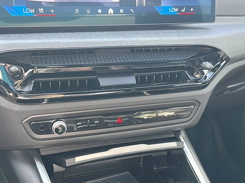 New 2026 BMW 330i Sedan w/ Premium Package image 24