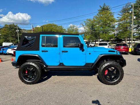 Used 2013 Jeep Wrangler Unlimited Sport AWD/4WD image 4